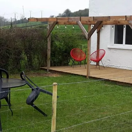 Le Petite Maison Du Crembreux 別荘