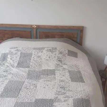 Le Petite Maison Du Crembreux 別荘 マルキーズ